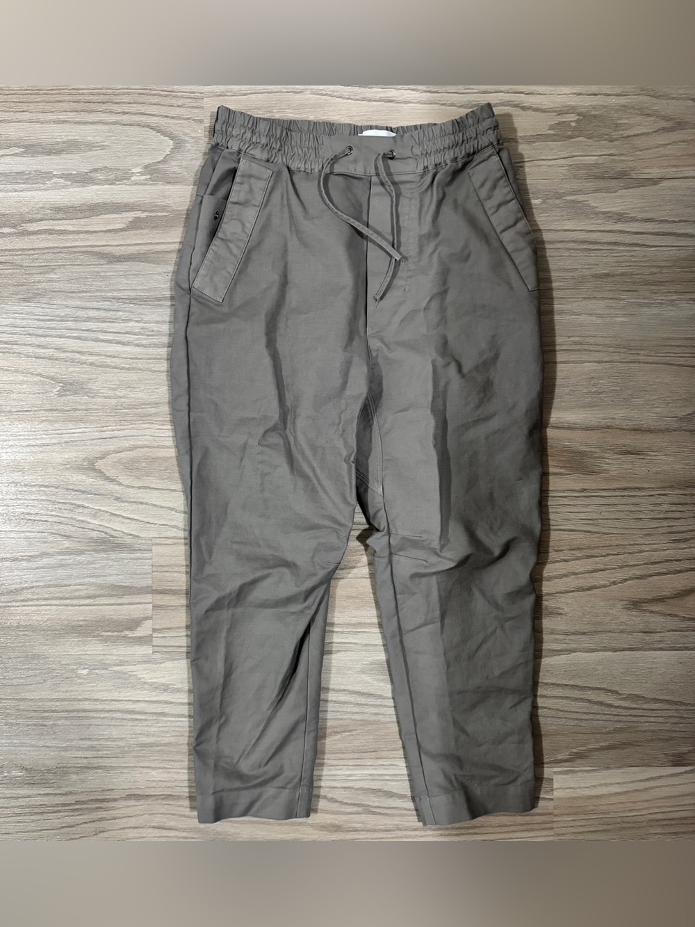 CH Chapter 2139 Gray Cropped Drawstring Casual Trousers Men’s Size 28